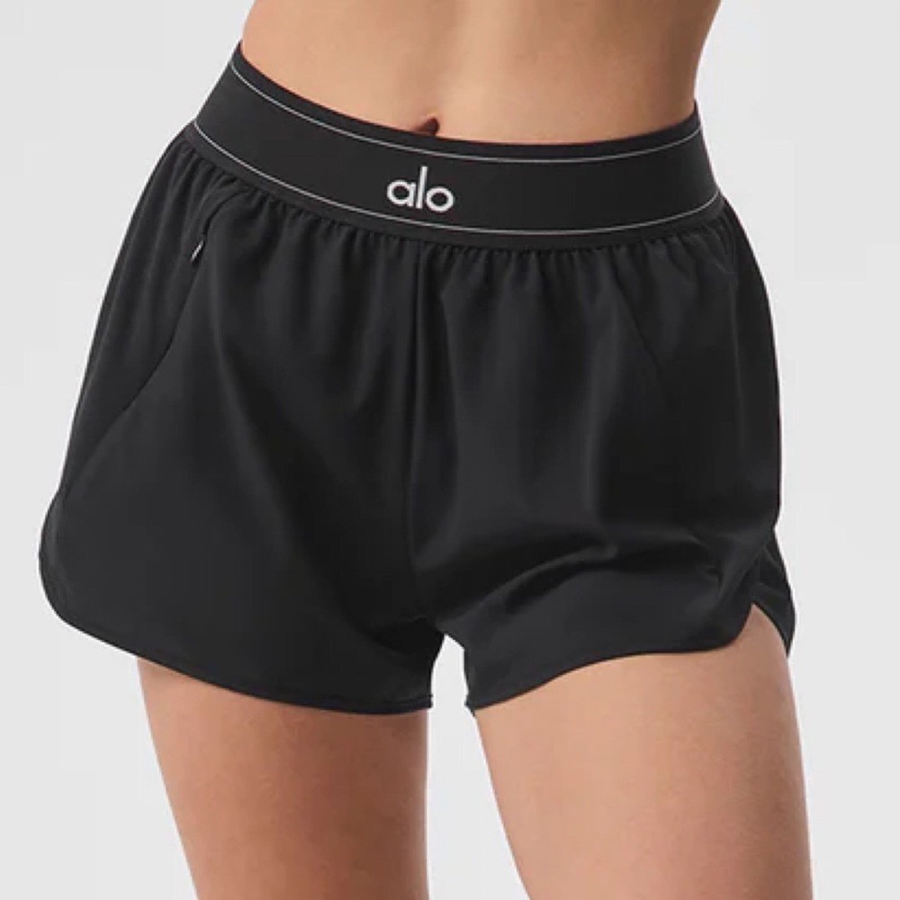Alo Yoga Match Point Short Black L